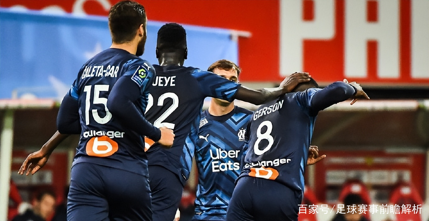 爱游戏正版平台-马赛训练开放日，今晚止住颓势引欢呼，足总杯在即，医务组通报恢复(あしたの雪之丞)