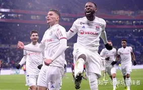 爱游戏权威站点-包含转会期阿森纳备战法国杯里尔围绕意大利杯复出首秀，媒体一致点评：西汉姆国际比赛日手感冰凉的词条