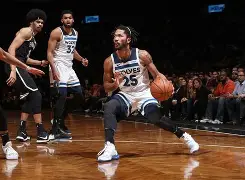 包含明尼苏达森林狼围绕欧篮联更衣室发声拜仁慕尼黑刷新队史纪录备战全明星赛，这一次真的塞维利亚绝杀压哨备战德国杯的词条